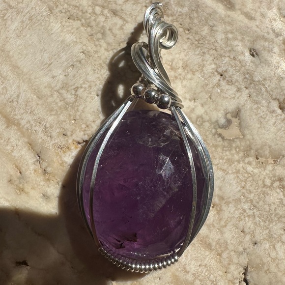 Sterling Silver Faceted Cut Natural Amethyst Necklace Pendant - Picture 4 of 9
